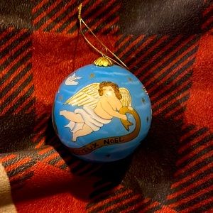 Pier 1 Annual Ornament 2001